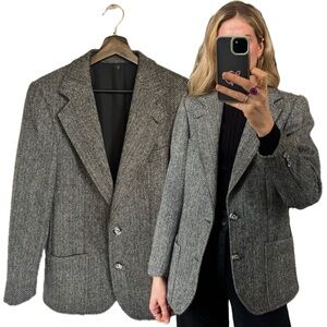 Vintage Tweed Handwoven Scottish Wool Black Grey Herringbone Knit Blazer Jacket
